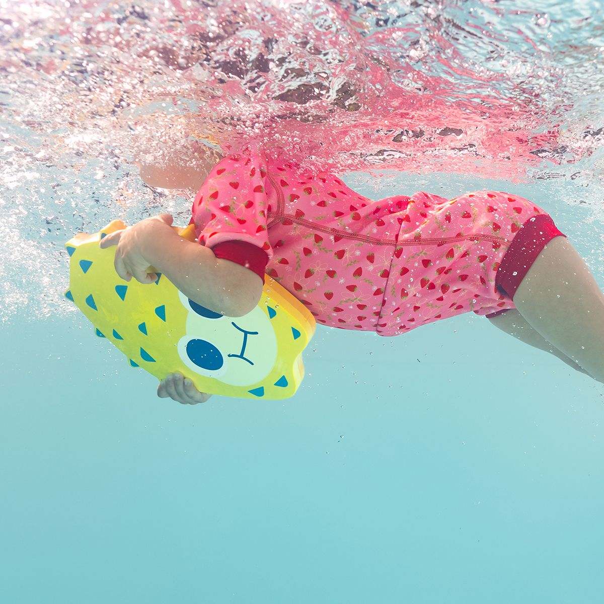 Korkur kúlufiskur barna