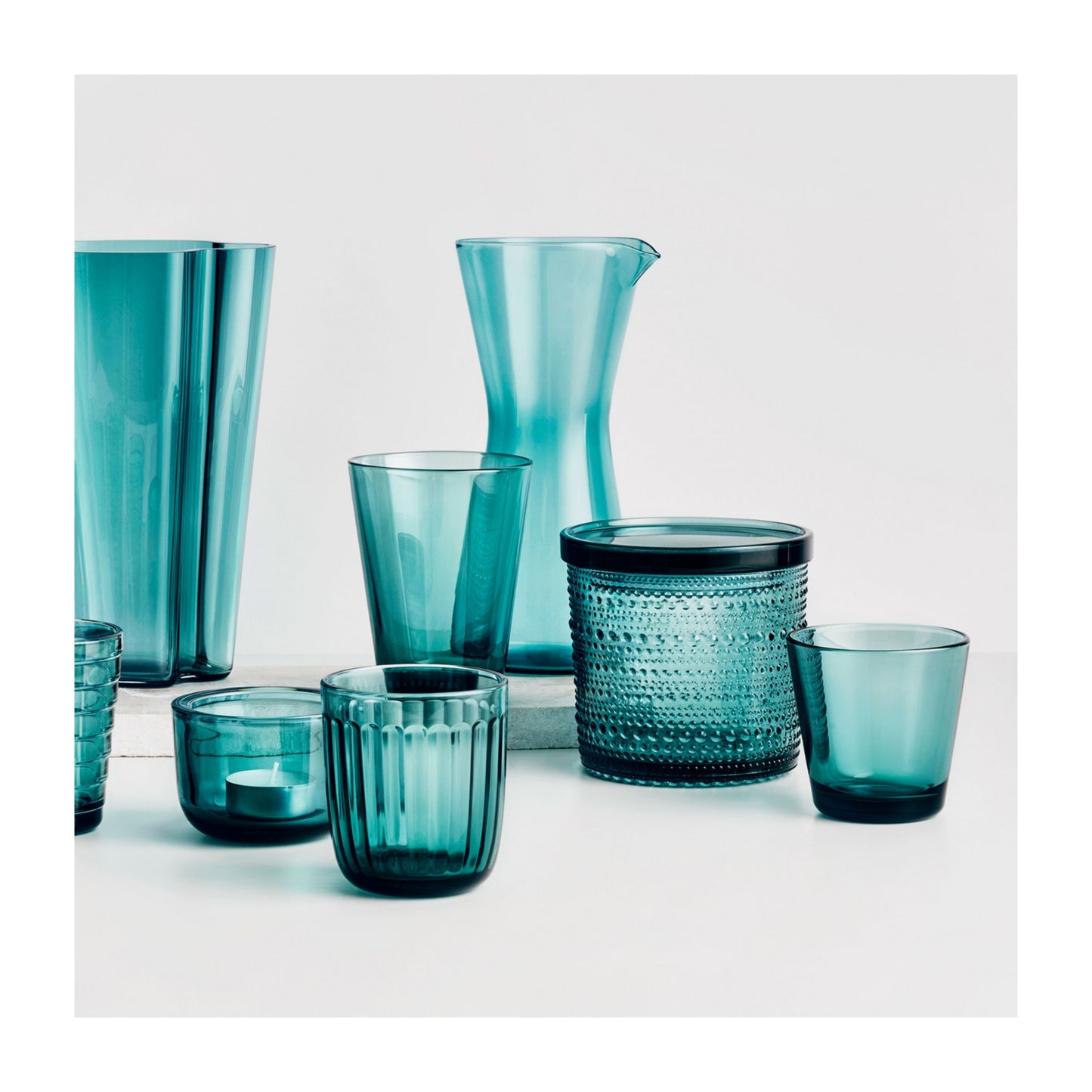 Iittala Kastehelmi jar with lid - two colors